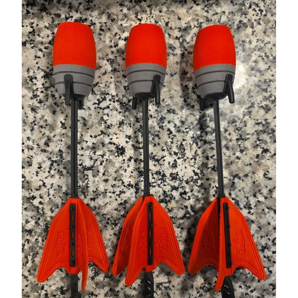 Set Of 3 Zing Air Storm‎ Z-Tek Bow Red Black Darts